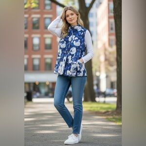 Jones New York Navy and White Quilted Jacket